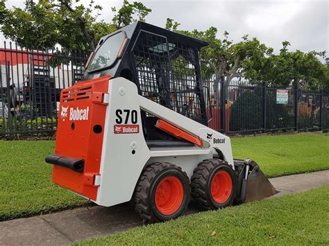 three wheel skid steer|S70 Skid.